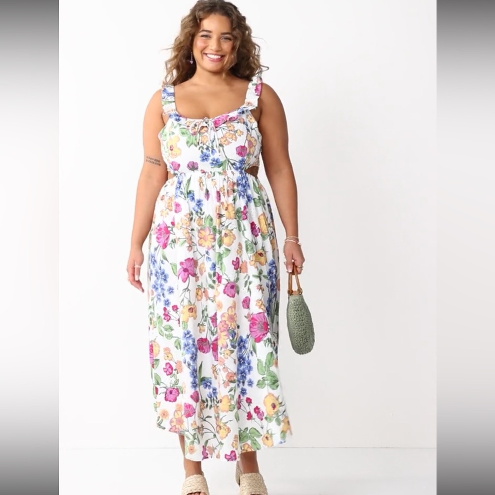 SO White Floral Tie-Front Maxi Dress